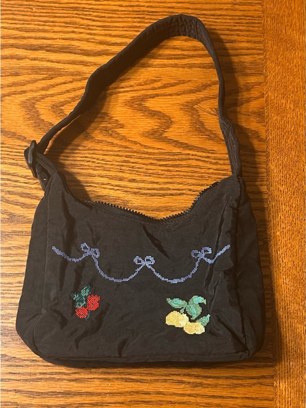 Black Bag - Picture 3 of 5